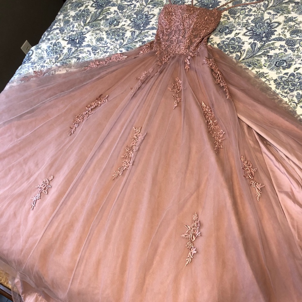 👗🎀⭐️Party dress👗🎀⭐️ - Picture 4 of 8